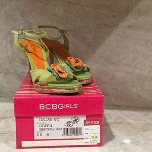 Women’s BCBG Style Galien-NC - Size 5.5M